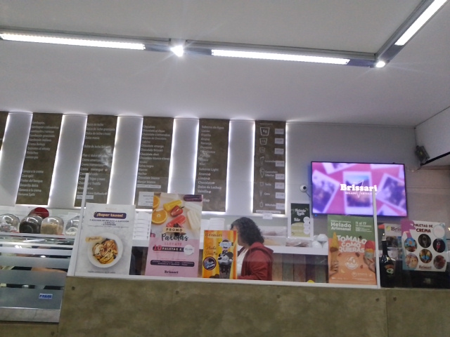 B1870ARO, Av. Manuel Belgrano 376, B1870 ARO