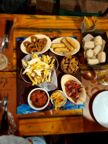 5152, Av. Arturo Umberto Illia 1093, X5152 Villa Carlos Paz, Córdoba