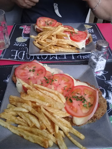 Buenos Aires AR, Independencia 737, B2800 JIK, Provincia de Buenos Aires