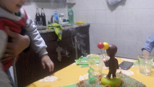 Opinii despre La Villa Modelo în Gerli - Gastronomía y hostelería