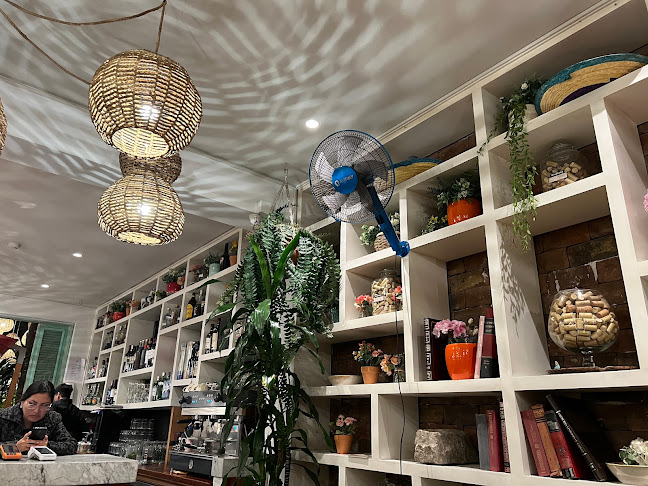 C. Atahualpa 175, Miraflores 15074, Perú