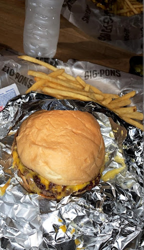 Comentarii opinii despre Big Pons San Isidro