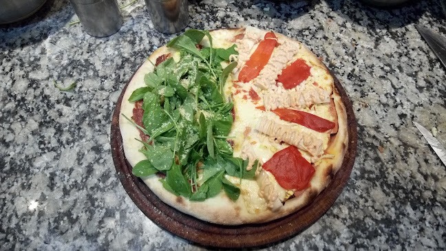 Avanti Tigre Pizza a la Piedra y Empanadas - Gastronomía y hostelería