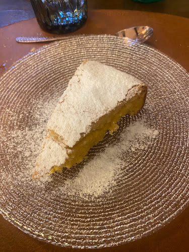 Opinii despre Misti Restaurant în Oviedo - Gastronomía y hostelería