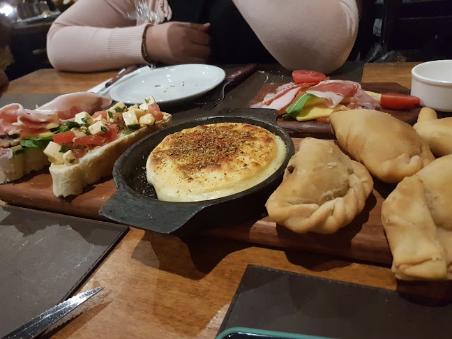 Opinii despre Ladran Restaurante în Tandil - Gastronomía y hostelería