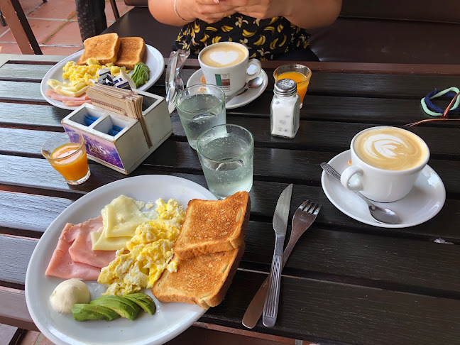 PARIS PETIT BAR RESTAURANTE - Villa Carlos Paz