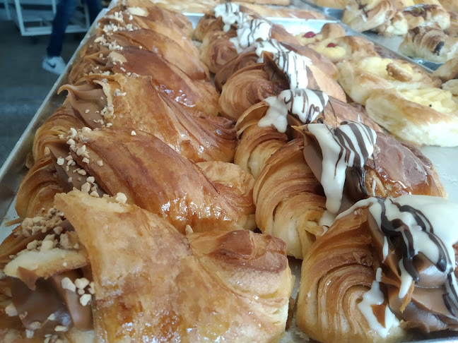 Panadería & Confitería "Josefina" - El Jagüel