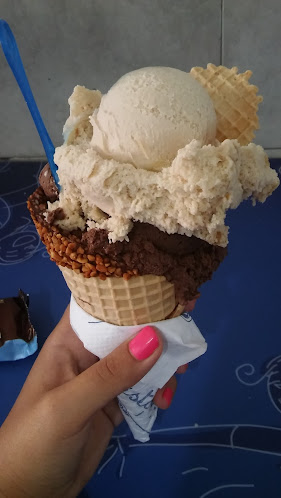 Opinii despre Heladería Grido Alberdi în Rosario - Gastronomía y hostelería