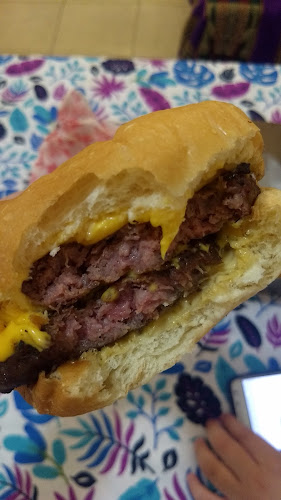 Comentarii opinii despre Burgerbeer