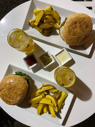 Comentarii opinii despre El Garage