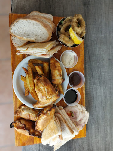 Av. Hipólito Yrigoyen 344, M5600 San Rafael, Mendoza