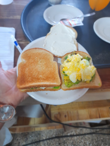 Comentarii opinii despre R y B coffee