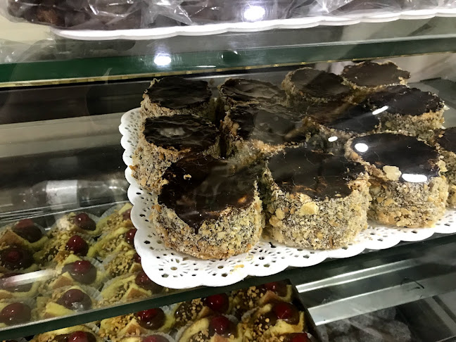 Opinii despre Panadería y Confitería "La Nueva Florida" în Rosario - Gastronomía y hostelería