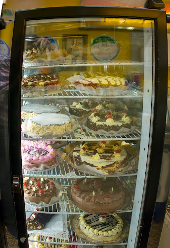 Vali Helados - Pergamino