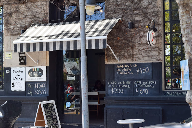 Orly Heladería and Cafetería