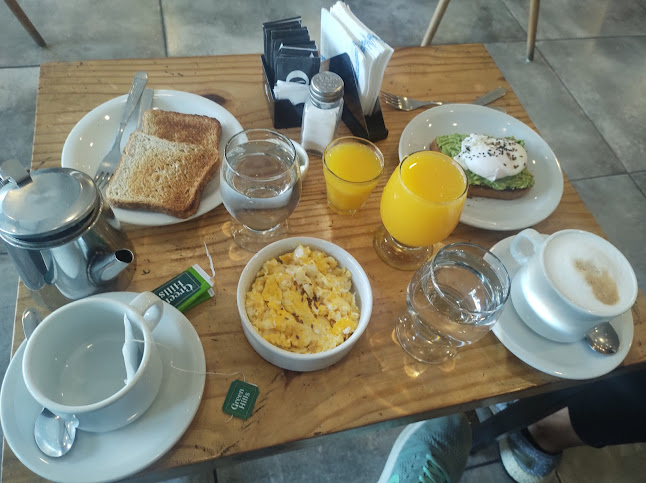 Bartolomeo-Coffee Resto Bar