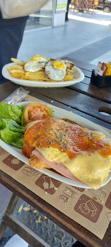 Av Independencia, Av. Colón 3202, B7600FYZ Mar del Plata, Provincia de Buenos Aires