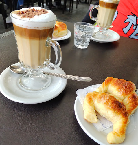 AMO Crucecita Buenos Aires AR, Av. Bartolomé Mitre 1495, B1873