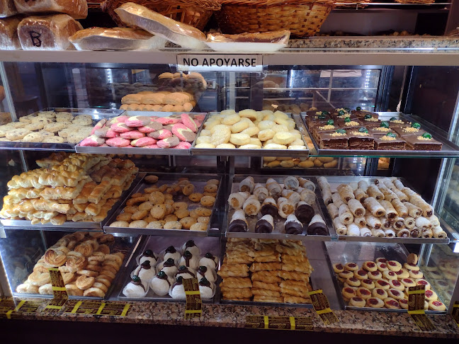 Opinii despre PANADERIA Y CONFITERIA PANEA în Posadas - Gastronomía y hostelería