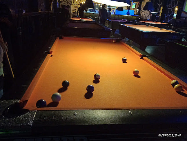 Comentarii opinii despre BAR Y POOL BOLA 8