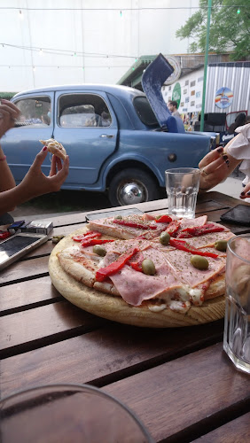 Comentarii opinii despre 𝒱𝒾𝒹𝑜́𝓃 – ʙᴀʀ [Cerro de las Rosas]