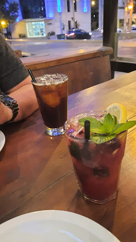 Comentarii opinii despre Saona Lounge Bar