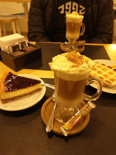 Comentarii opinii despre Antonio Helados & Café