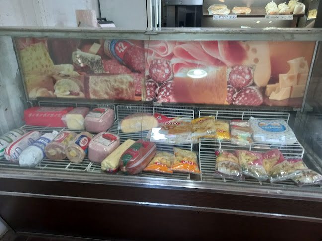 Las Delicias de Mon - José C. Paz