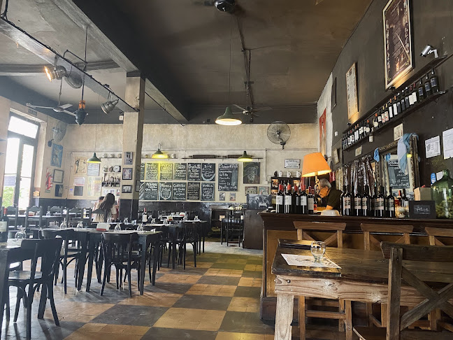 Bar Notable LOS LAURELES