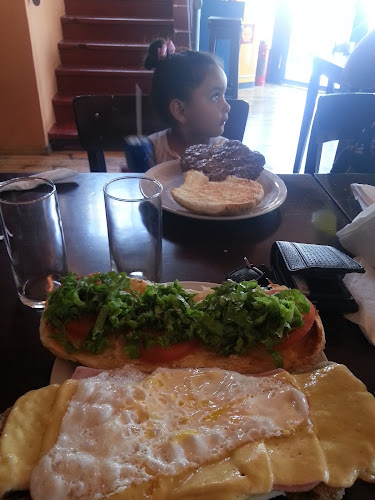 Pizzeria - Delivery de Pizzas - Lizard Cafe - Puerto Madryn