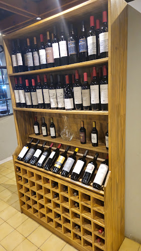 Av. Bartolomé Mitre 302, E3100 Paraná, Entre Ríos