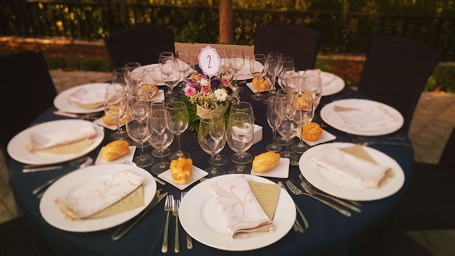 Opinii despre MONTOYA PRODUCCIONES - SERVICIO DE CATERING - LUNCH - COFFEE BREAK - BARRA MOVIL în Paraná - Gastronomía y hostelería