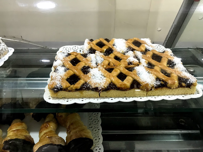 Panadería y Confitería "La Nueva Florida" - Gastronomía y hostelería