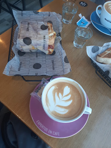 Café Martinez Pueblo Caamaño - Gastronomía y hostelería