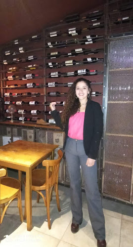 Alhambra Bar De Vinos - Gastronomía y hostelería