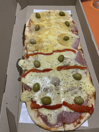 PIZZA HOUSE / EMPANADA HOUSE