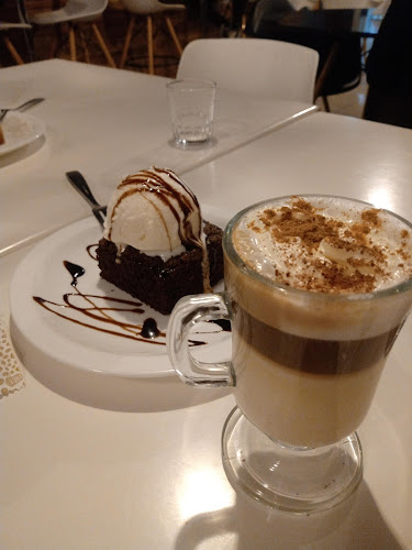 La Oficina Cafe Resto - Gastronomía y hostelería