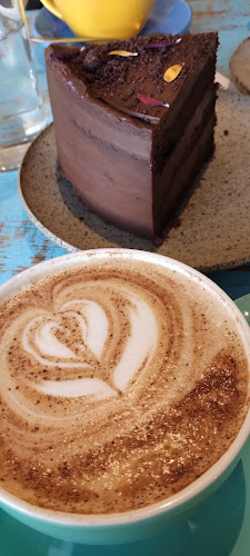 Av. Julio Argentino Roca 681, U9120 Puerto Madryn, Chubut