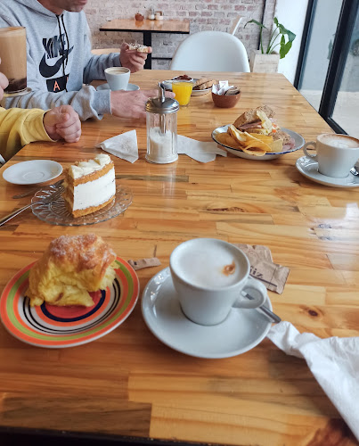 AC Cafetería Pastelería