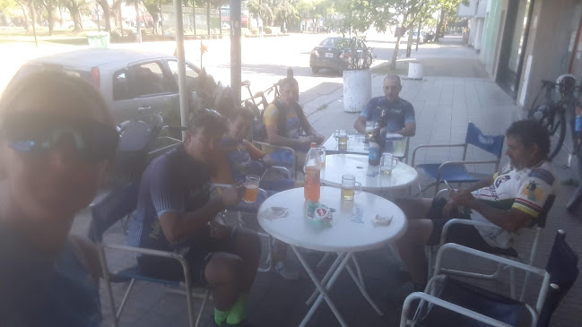 Bar Querede - Pergamino