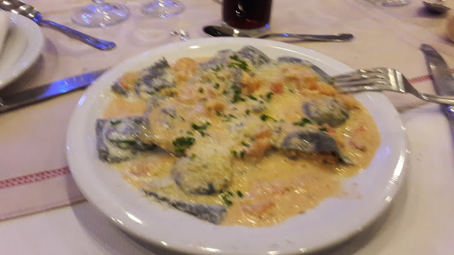 Opinii despre Salon de las americas în Concordia - Gastronomía y hostelería