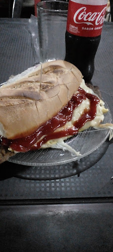 Opinii despre Hamburgueseria Super Ruben's în Corrientes - Gastronomía y hostelería