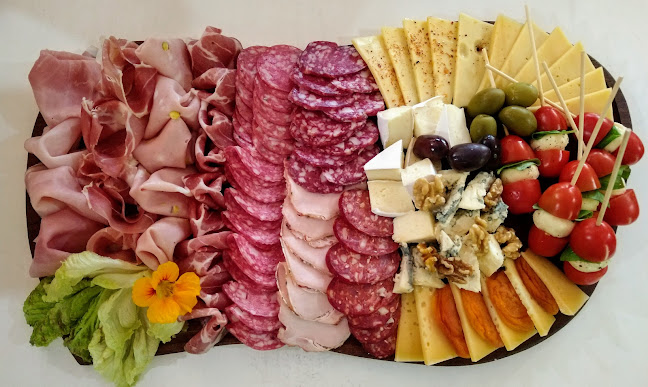 Lacoste Vinería & Cia. - Matheu