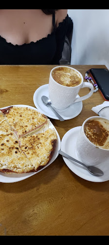 Hetereí (Sandwicheria-Chipería) - Posadas