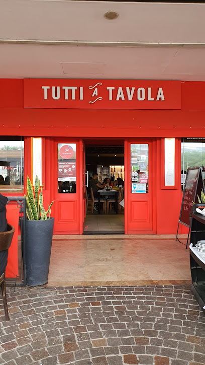 Tutti a Tavola