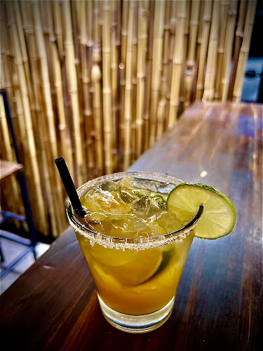 Opinii despre Burgerland Presidente Derqui în Pres. Derqui - Gastronomía y hostelería