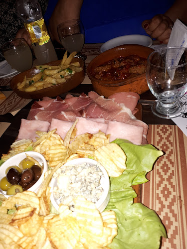 HNM, Chacabuco 3627, B7600 Mar del Plata, Provincia de Buenos Aires