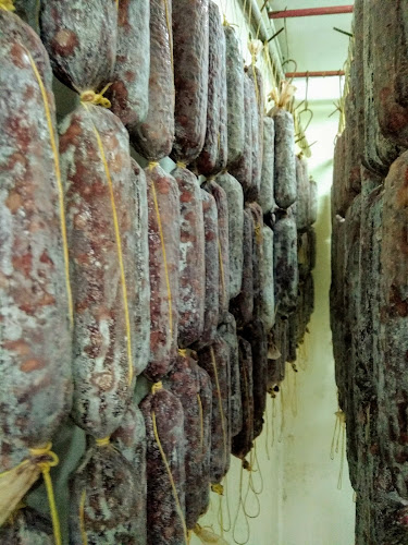 San Andrés Chacinados Fueguinos... (Salames de Cordero). - Río Grande