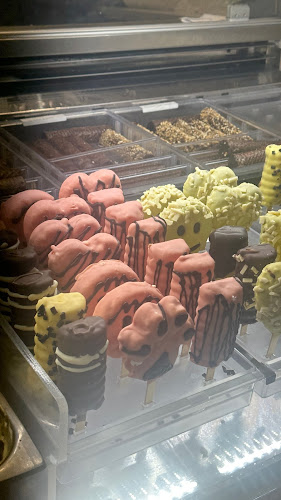 Opinii despre Heladería Elke - Dulzuras Patagónicas în Trelew - Gastronomía y hostelería