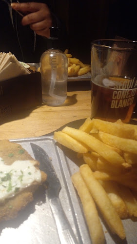 Independencia 2831, B1744 Moreno, Provincia de Buenos Aires